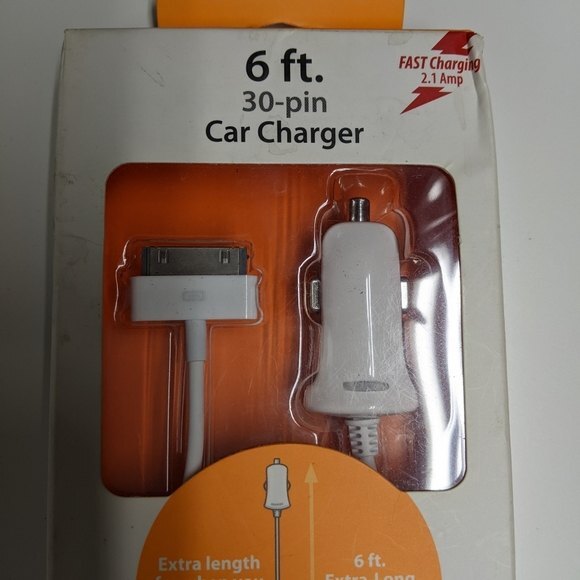 NEW Tech & Go 30-pin Car Charger for Apple Devices - Older Model Accesories - Picture 2 of 5